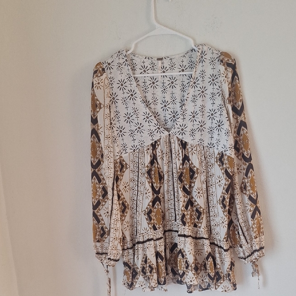 Free People Tops - Bohemian Y2k Free People Cream and Brown Patterned Blouse 100% Rayon Sz XS